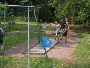 Spass beim Minigolf